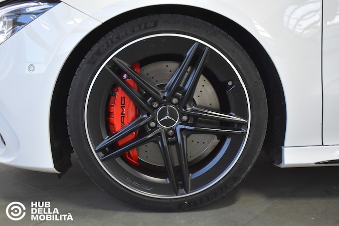 MERCEDES-BENZ CLA 45 S AMG 4Matic+ Shooting Brake